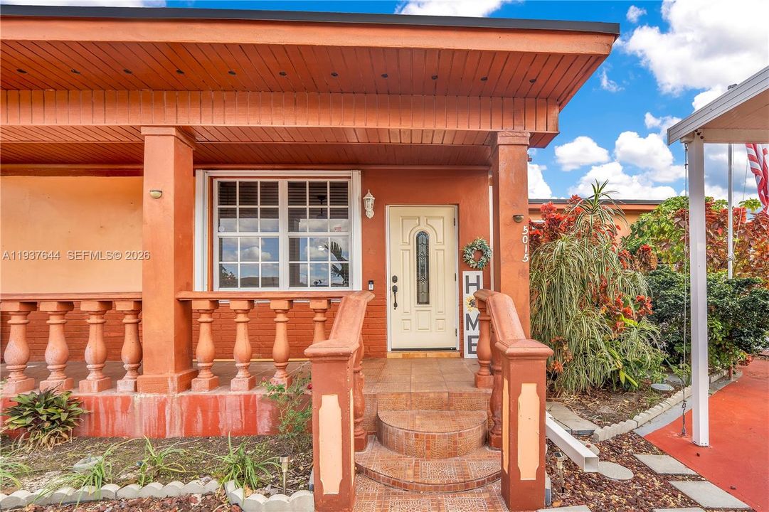 待售: $650,900 (3 贝兹, 3 浴室, 1653 平方英尺)