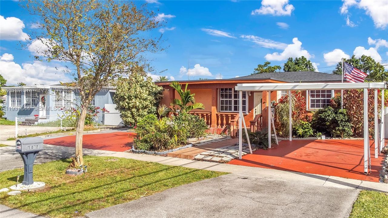 待售: $650,900 (3 贝兹, 3 浴室, 1653 平方英尺)