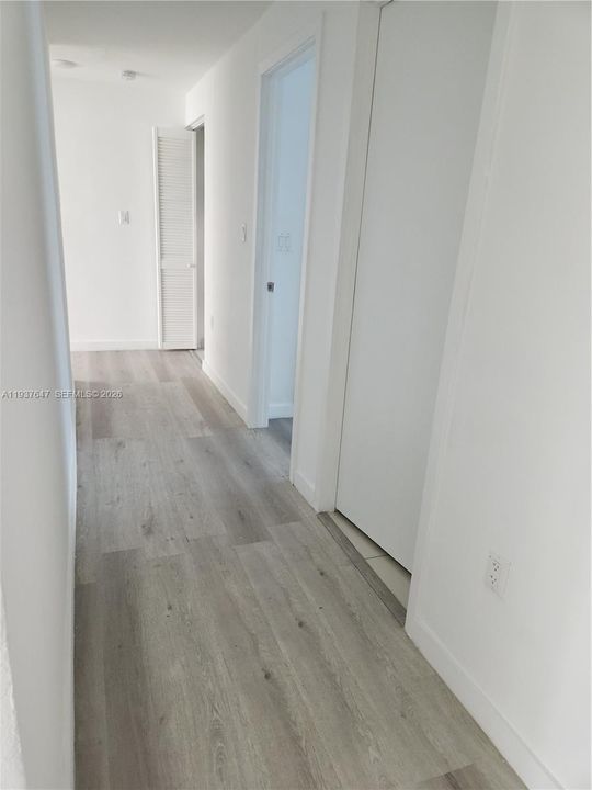 En Venta: $404,000 (4 camas, 3 baños, 1434 Pies cuadrados)