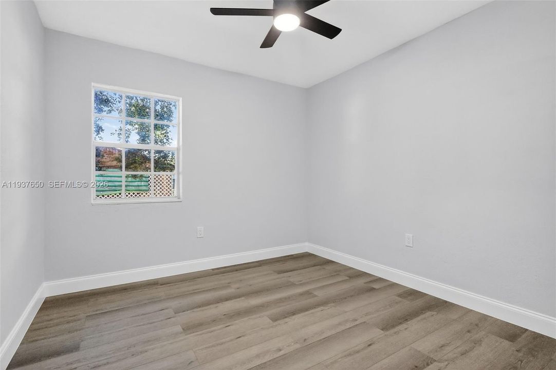 待售: $579,900 (3 贝兹, 2 浴室, 1282 平方英尺)