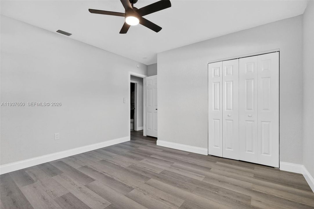 待售: $579,900 (3 贝兹, 2 浴室, 1282 平方英尺)