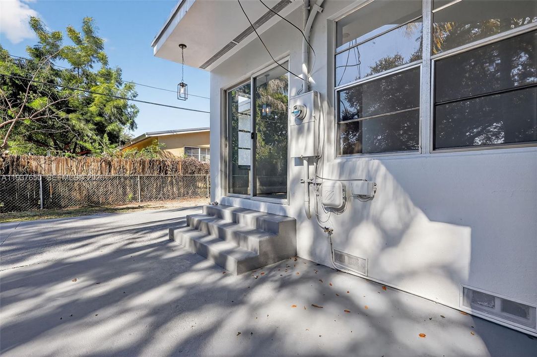 待售: $579,900 (3 贝兹, 2 浴室, 1282 平方英尺)