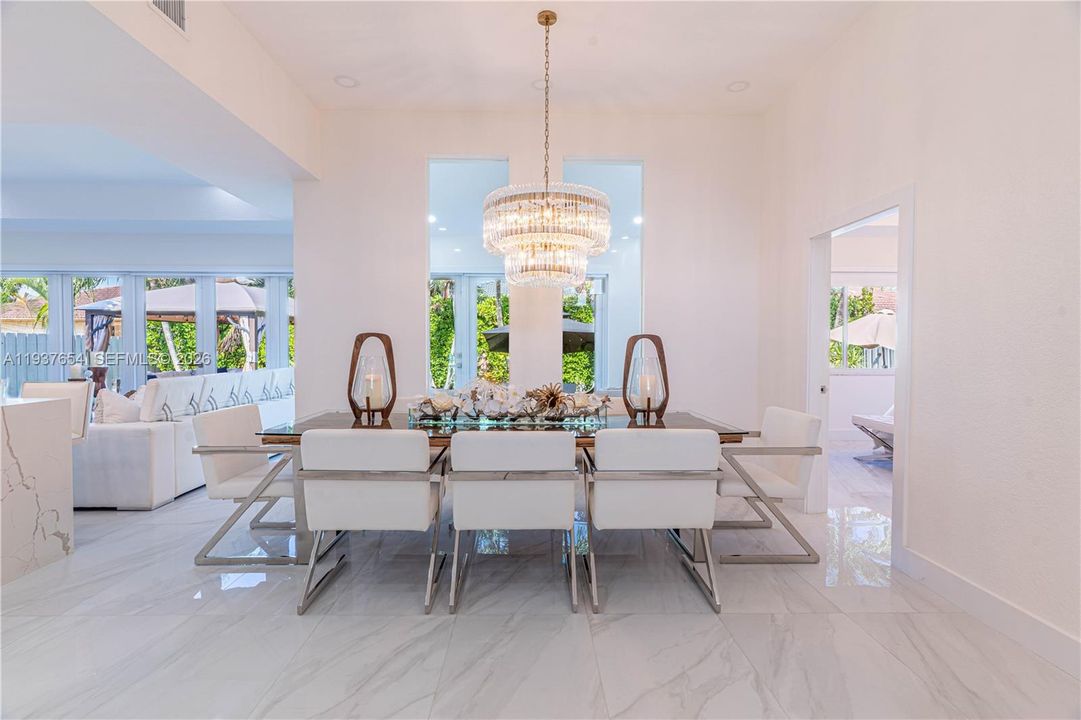 待售: $950,000 (3 贝兹, 3 浴室, 1941 平方英尺)