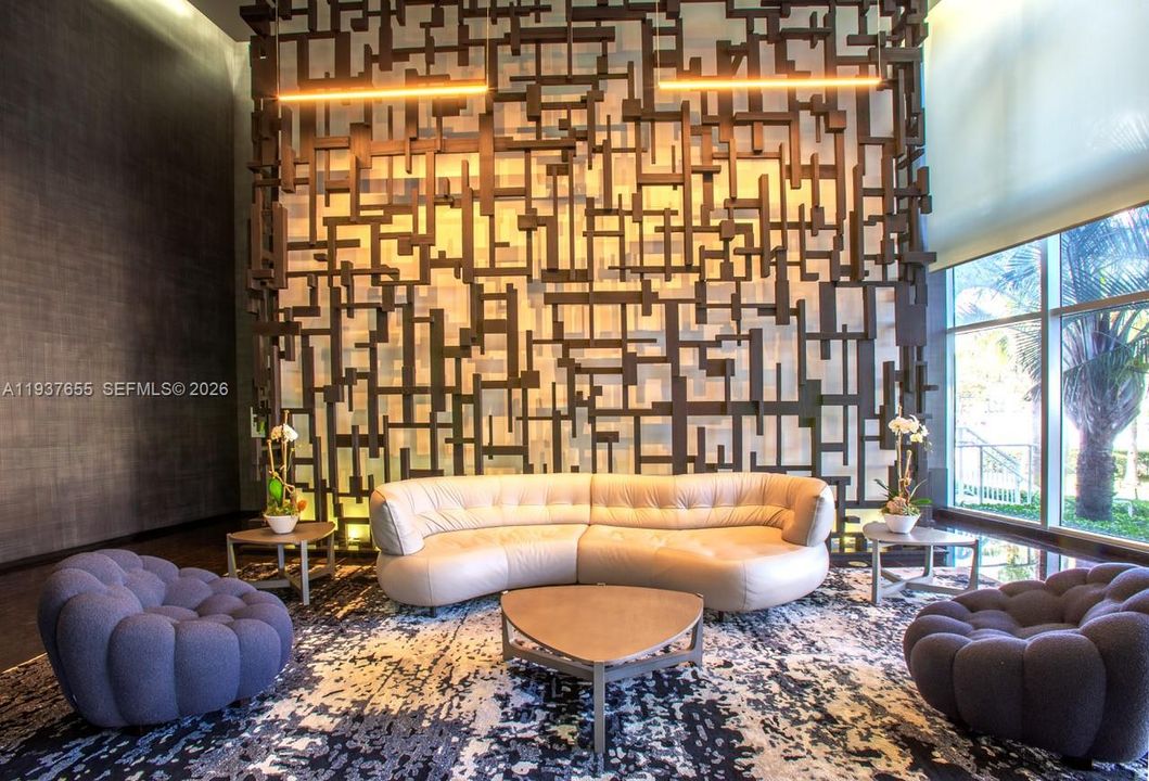 En Venta: $2,100,000 (3 camas, 3 baños, 2078 Pies cuadrados)