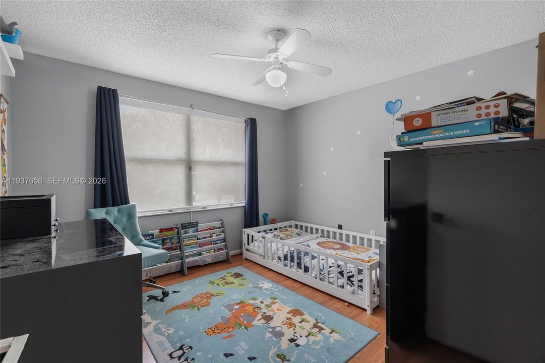 En Renta: $3,599 (3 camas, 2 baños, 1750 Pies cuadrados)