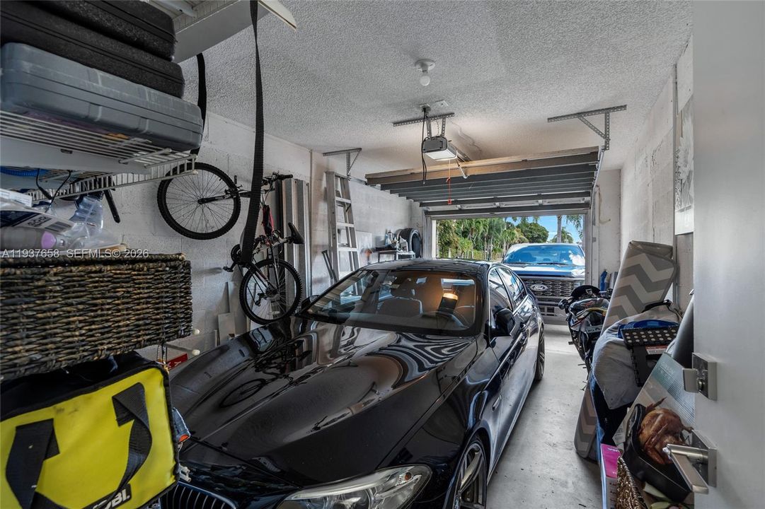 En Renta: $3,599 (3 camas, 2 baños, 1750 Pies cuadrados)