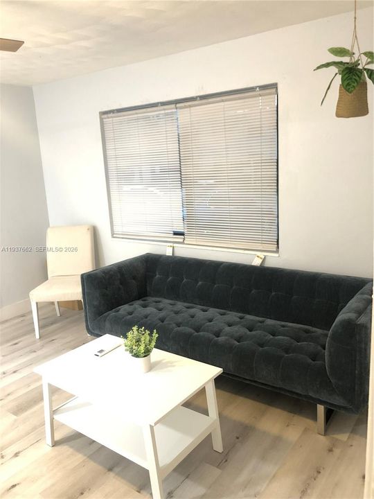 В аренду: $1,695 (1 спален, 1 ванн, 0 Квадратных фут)