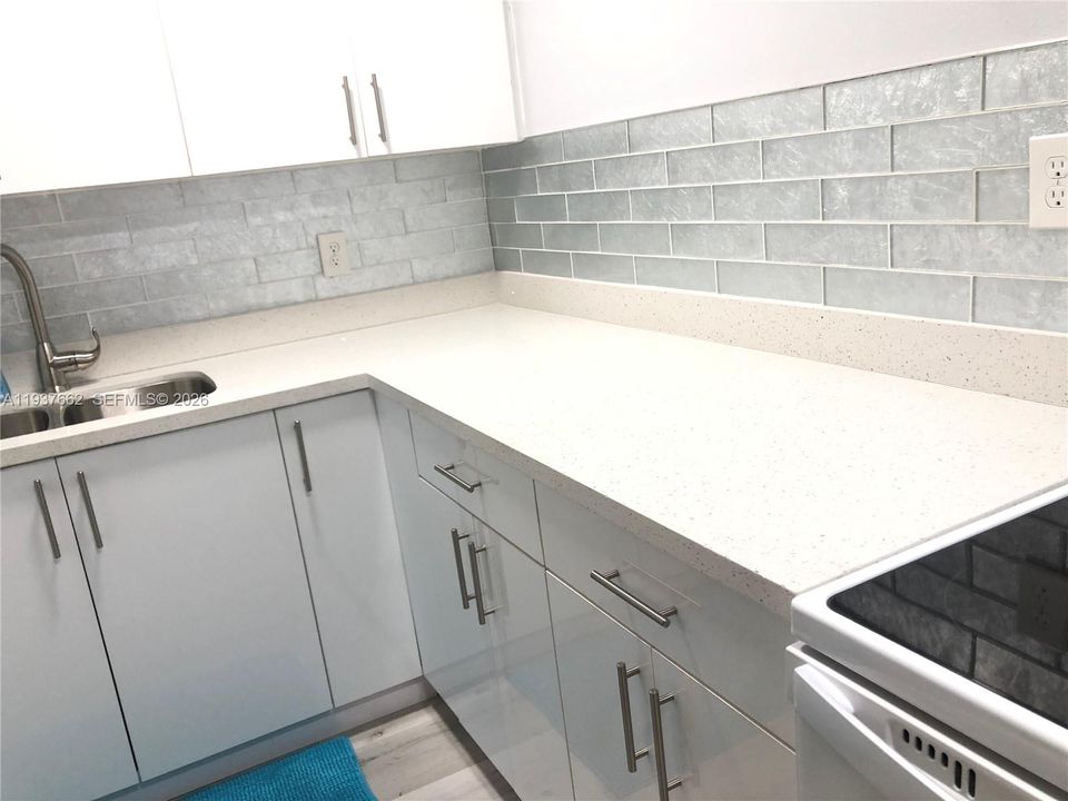 В аренду: $1,695 (1 спален, 1 ванн, 0 Квадратных фут)