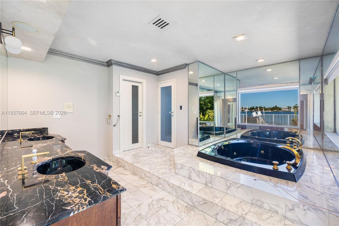 For Rent: $14,000 (4 beds, 3 baths, 3934 Square Feet)