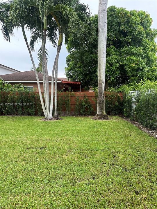 На продажу: $725,000 (4 спален, 2 ванн, 2193 Квадратных фут)