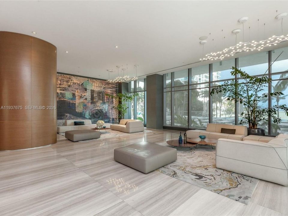 En Venta: $999,000 (3 camas, 2 baños, 1395 Pies cuadrados)