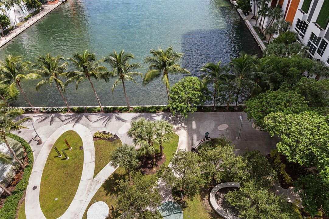 En Venta: $999,000 (3 camas, 2 baños, 1395 Pies cuadrados)