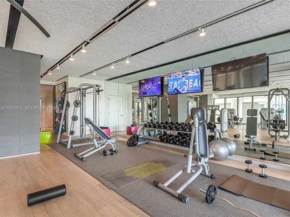 En Venta: $999,000 (3 camas, 2 baños, 1395 Pies cuadrados)