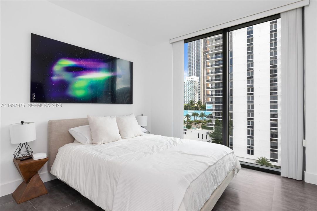 En Venta: $999,000 (3 camas, 2 baños, 1395 Pies cuadrados)