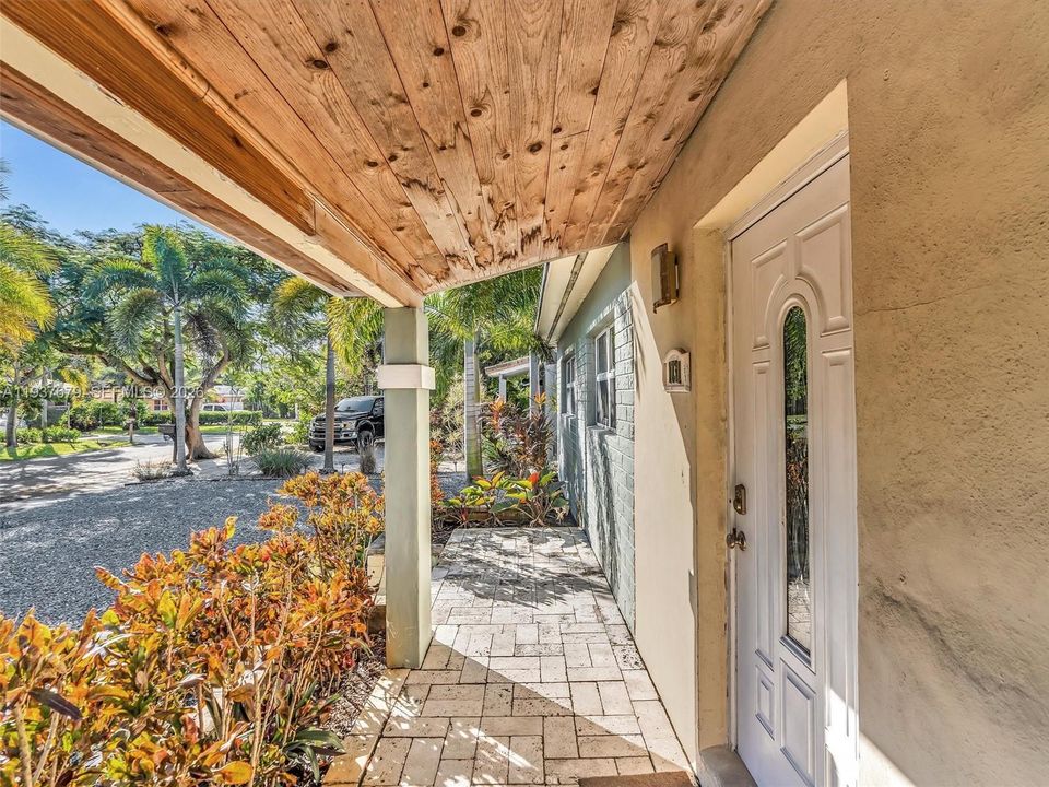 En Venta: $475,000 (3 camas, 1 baños, 925 Pies cuadrados)