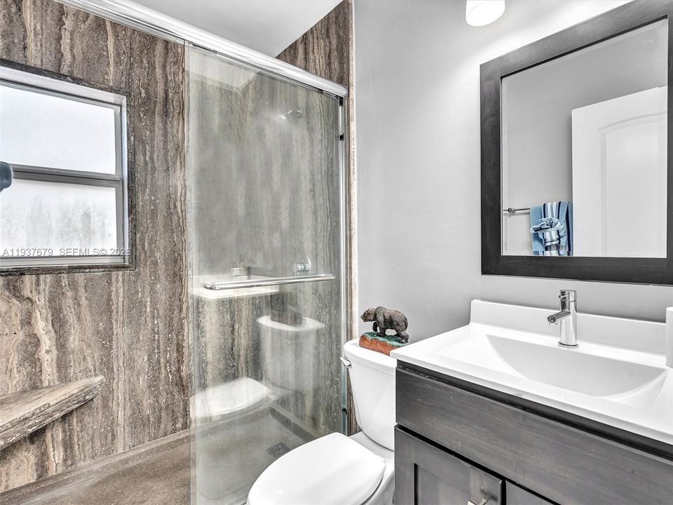 En Venta: $475,000 (3 camas, 1 baños, 925 Pies cuadrados)