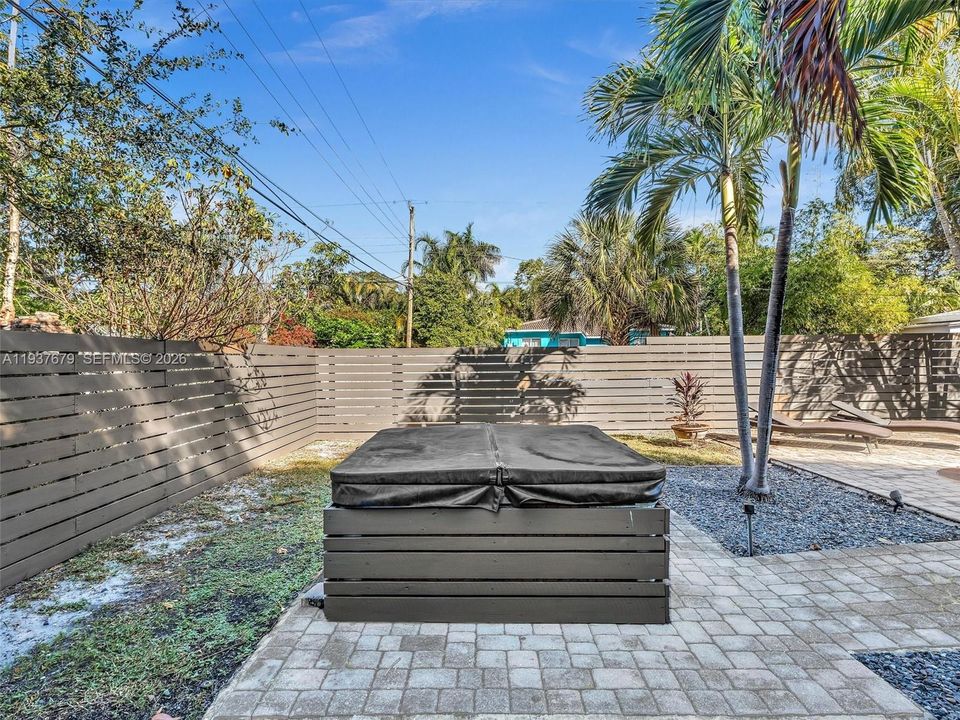 En Venta: $475,000 (3 camas, 1 baños, 925 Pies cuadrados)