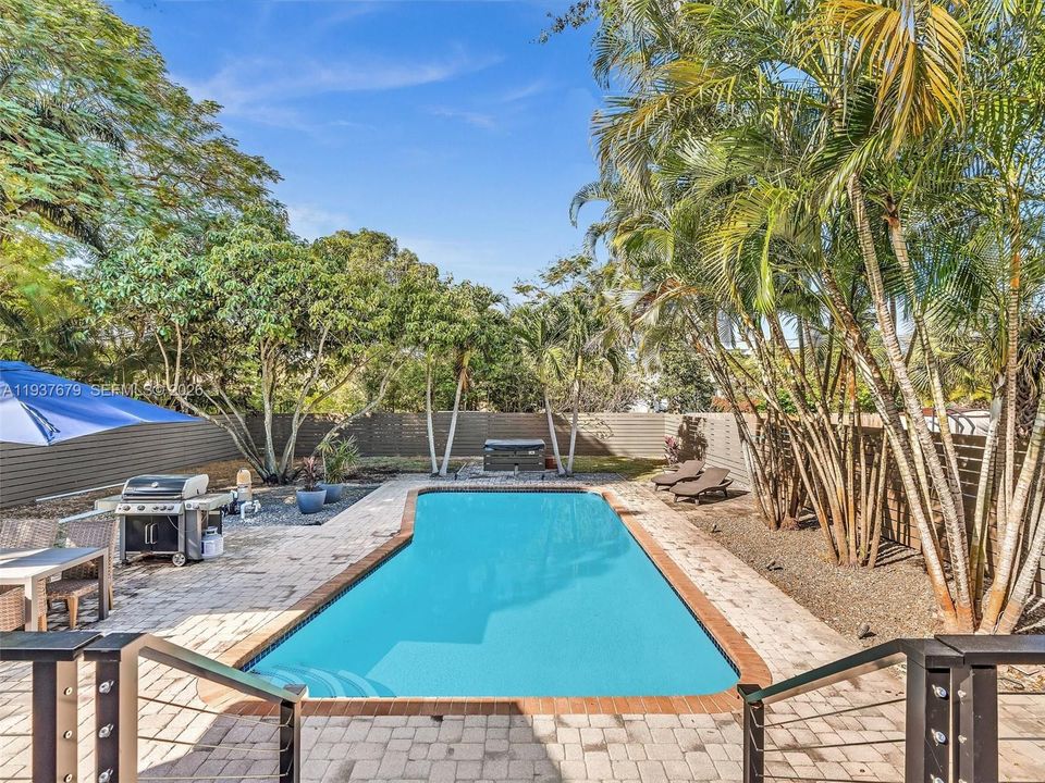 En Venta: $475,000 (3 camas, 1 baños, 925 Pies cuadrados)