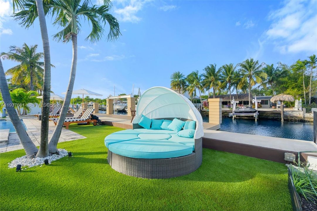 For Rent: $8,500 (3 beds, 2 baths, 1554 Square Feet)