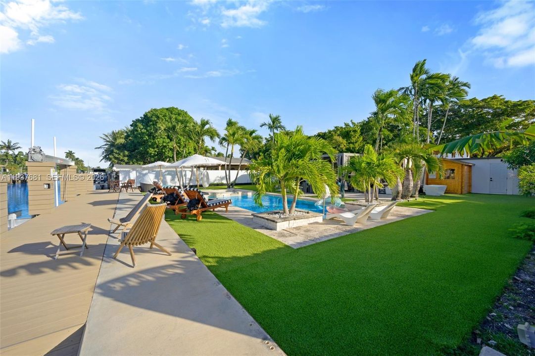 For Rent: $8,500 (3 beds, 2 baths, 1554 Square Feet)