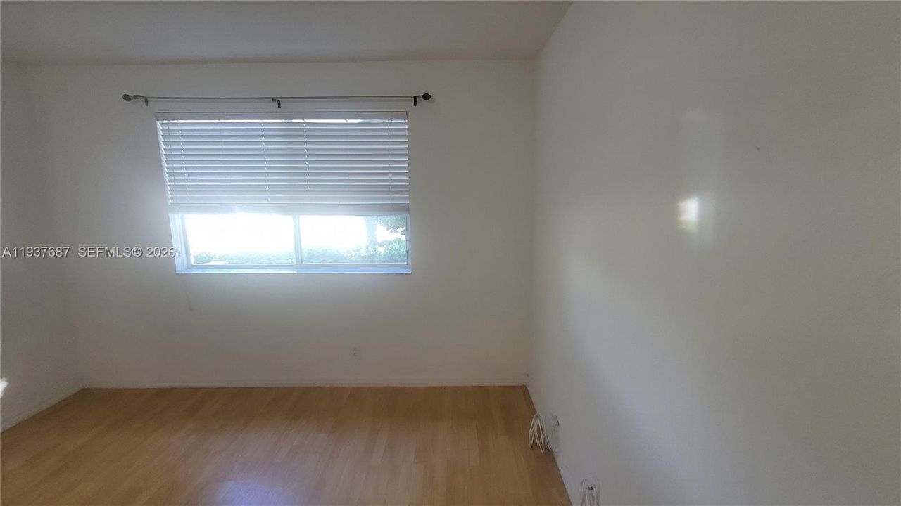 For Rent: $2,600 (2 beds, 2 baths, 1678 Square Feet)