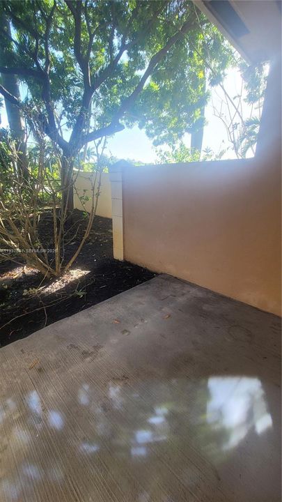 For Rent: $2,600 (2 beds, 2 baths, 1678 Square Feet)