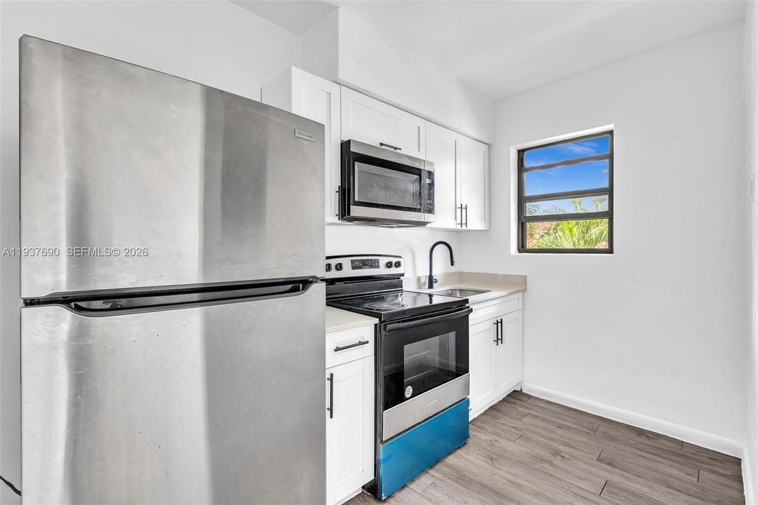 For Rent: $1,475 (1 beds, 1 baths, 5058 Square Feet)