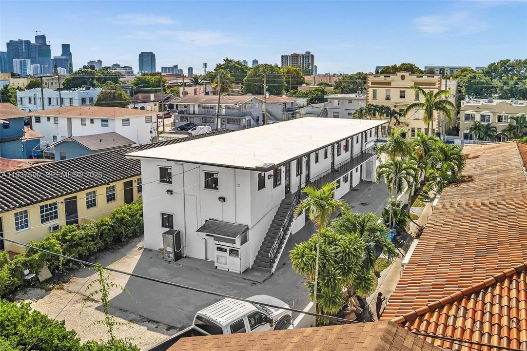 For Rent: $1,475 (1 beds, 1 baths, 5058 Square Feet)