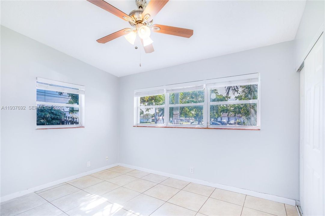 En Venta: $329,999 (2 camas, 1 baños, 704 Pies cuadrados)