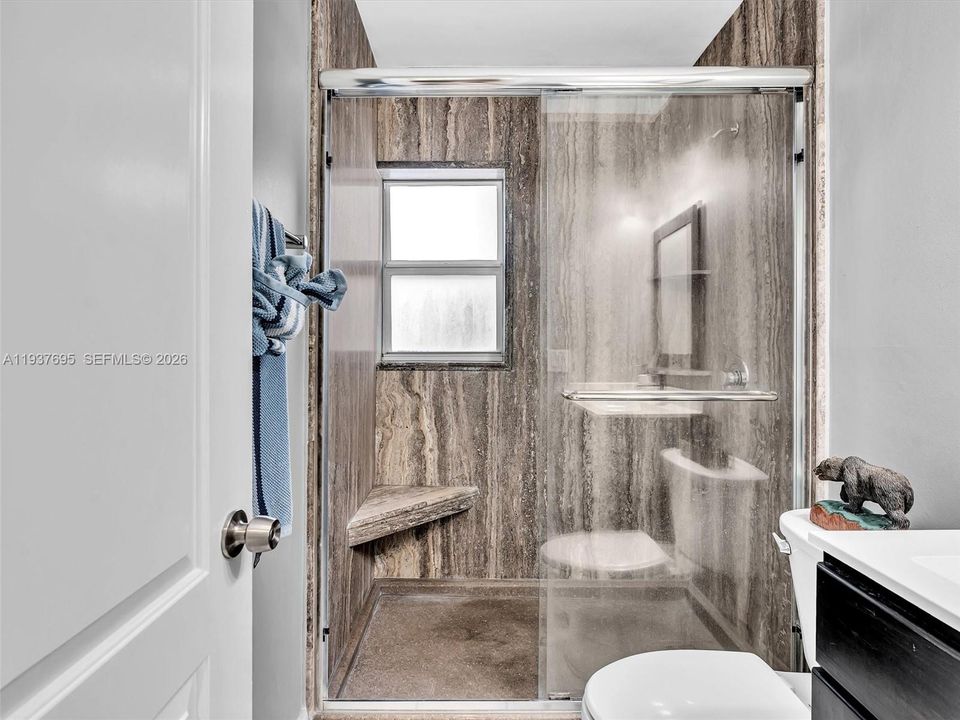 В аренду: $3,500 (3 спален, 1 ванн, 1077 Квадратных фут)