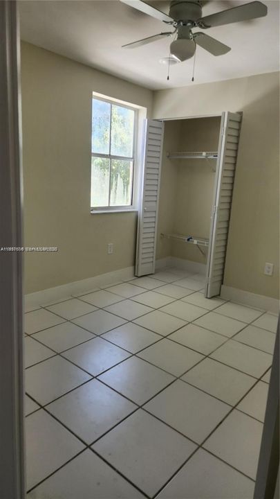 For Rent: $3,200 (3 beds, 2 baths, 1246 Square Feet)