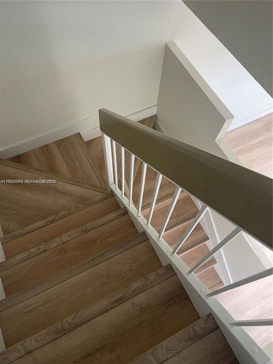 For Rent: $3,200 (3 beds, 2 baths, 1246 Square Feet)