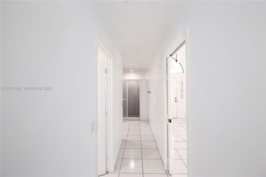 出租: $2,500 (3 贝兹, 2 浴室, 1827 平方英尺)