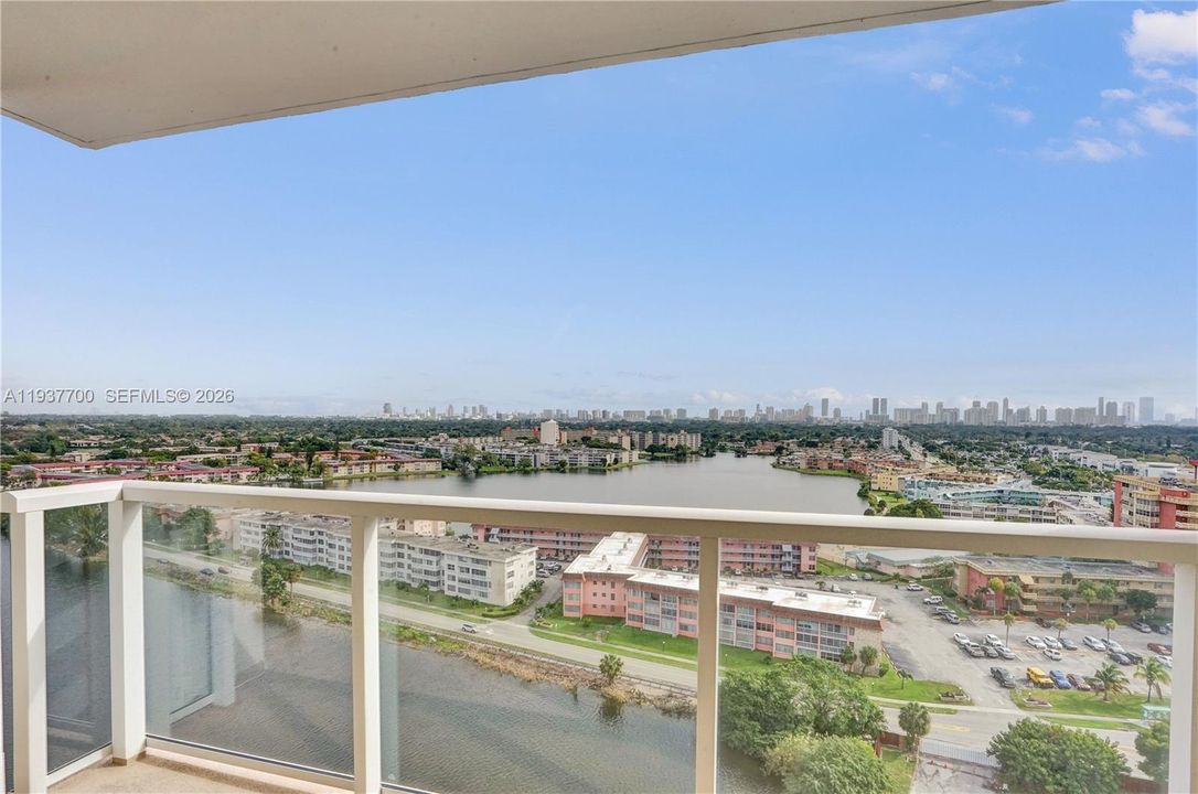 В аренду: $2,000 (1 спален, 2 ванн, 861 Квадратных фут)