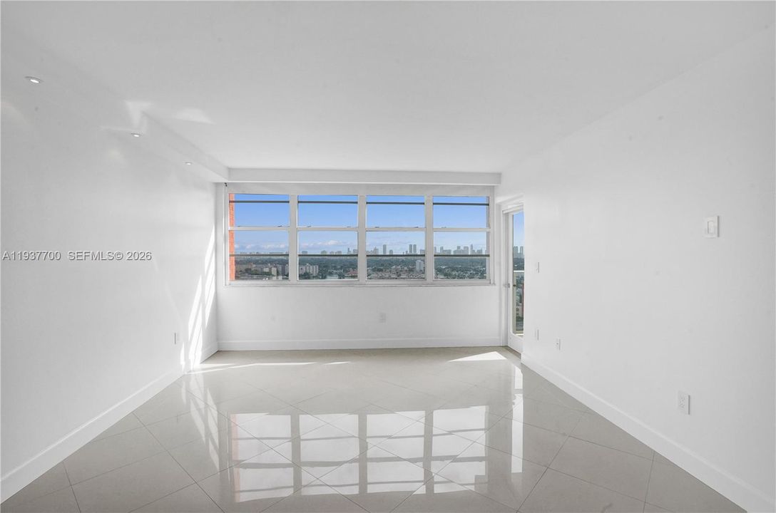 В аренду: $2,000 (1 спален, 2 ванн, 861 Квадратных фут)