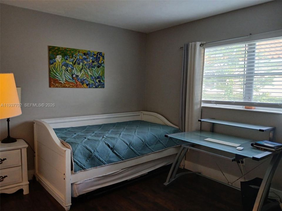 En Venta: $619,900 (3 camas, 2 baños, 1901 Pies cuadrados)