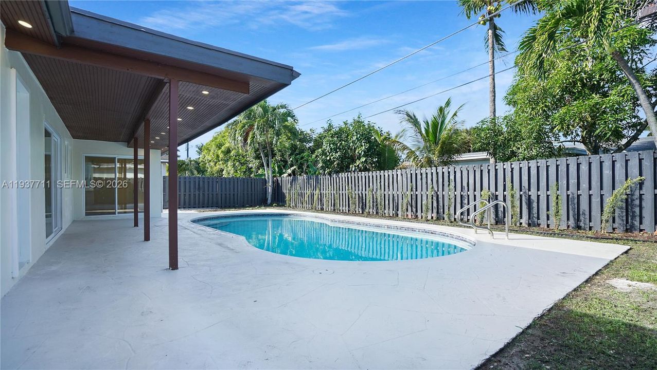 En Venta: $600,000 (3 camas, 2 baños, 1542 Pies cuadrados)