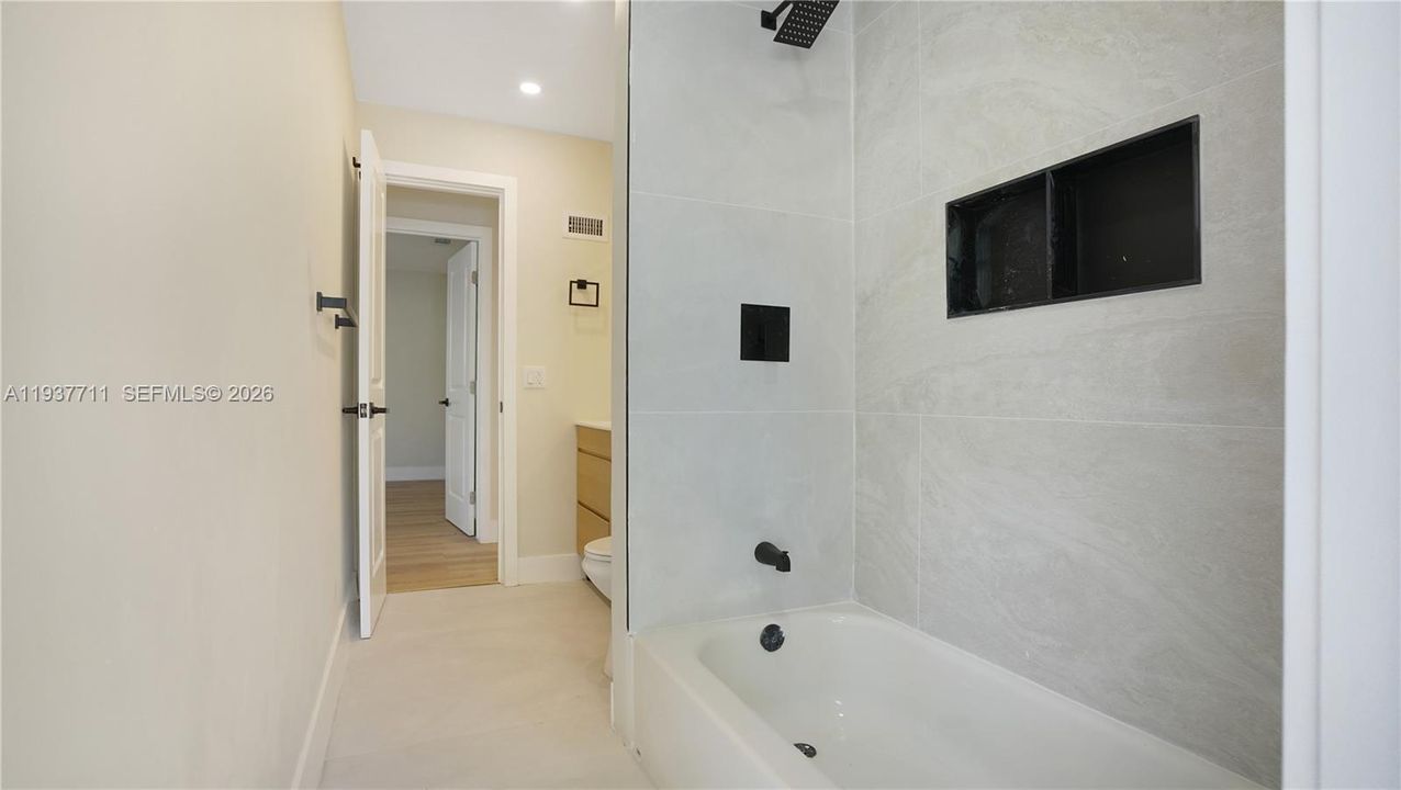 En Venta: $600,000 (3 camas, 2 baños, 1542 Pies cuadrados)