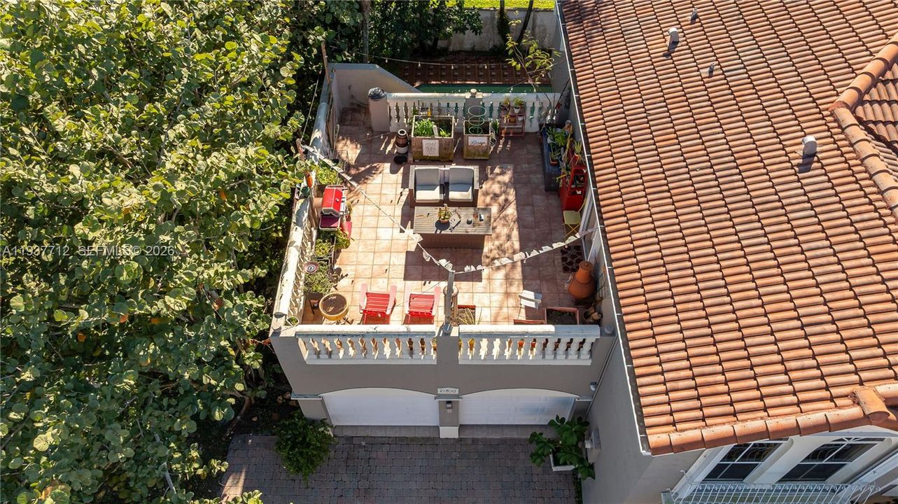 На продажу: $849,921 (4 спален, 3 ванн, 2267 Квадратных фут)