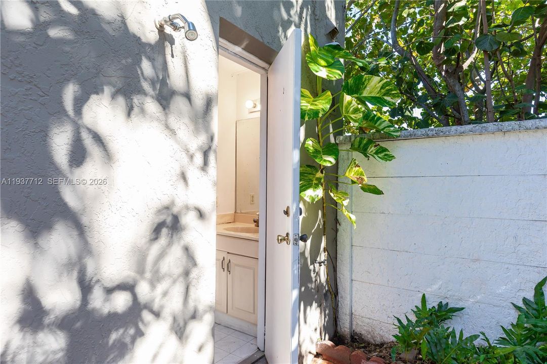 Access to outdoor bathroom.