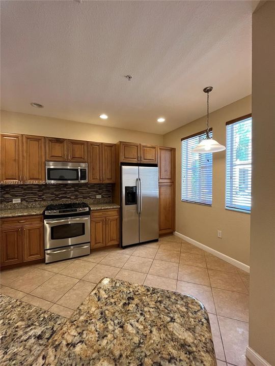 En Venta: $455,000 (3 camas, 2 baños, 1781 Pies cuadrados)