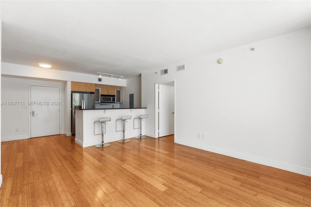 En Venta: $605,000 (2 camas, 2 baños, 1169 Pies cuadrados)