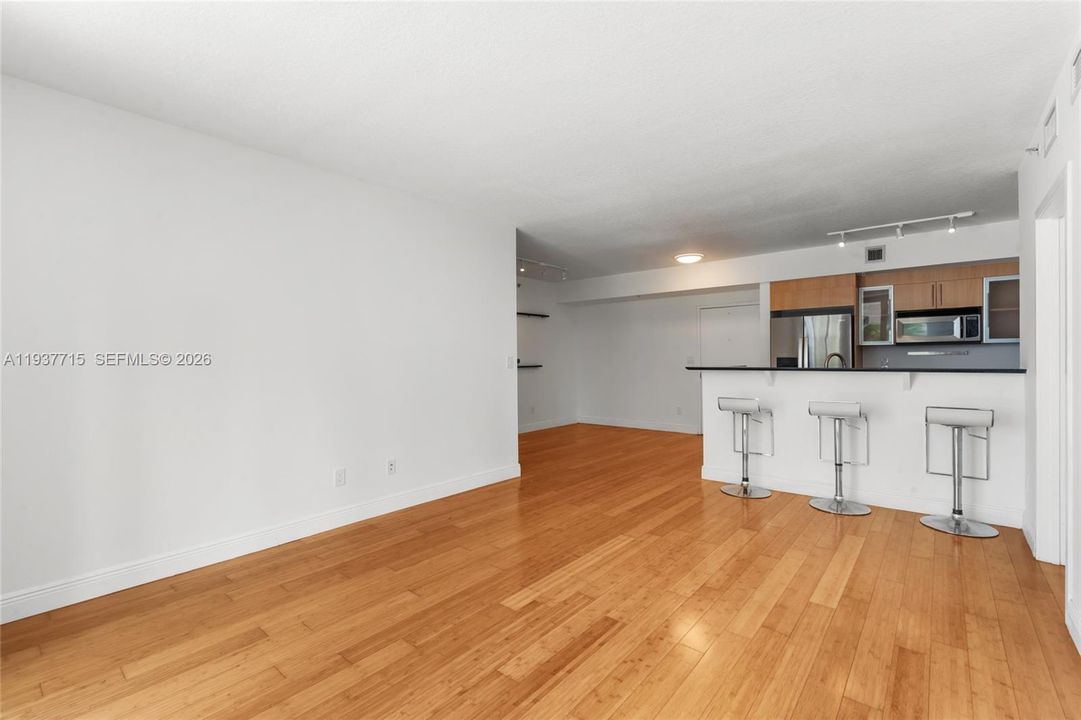 En Venta: $605,000 (2 camas, 2 baños, 1169 Pies cuadrados)