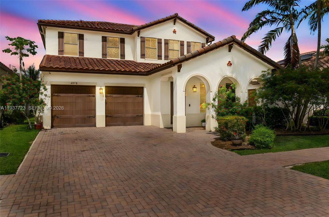 For Rent: $6,000 (4 beds, 3 baths, 2720 Square Feet)