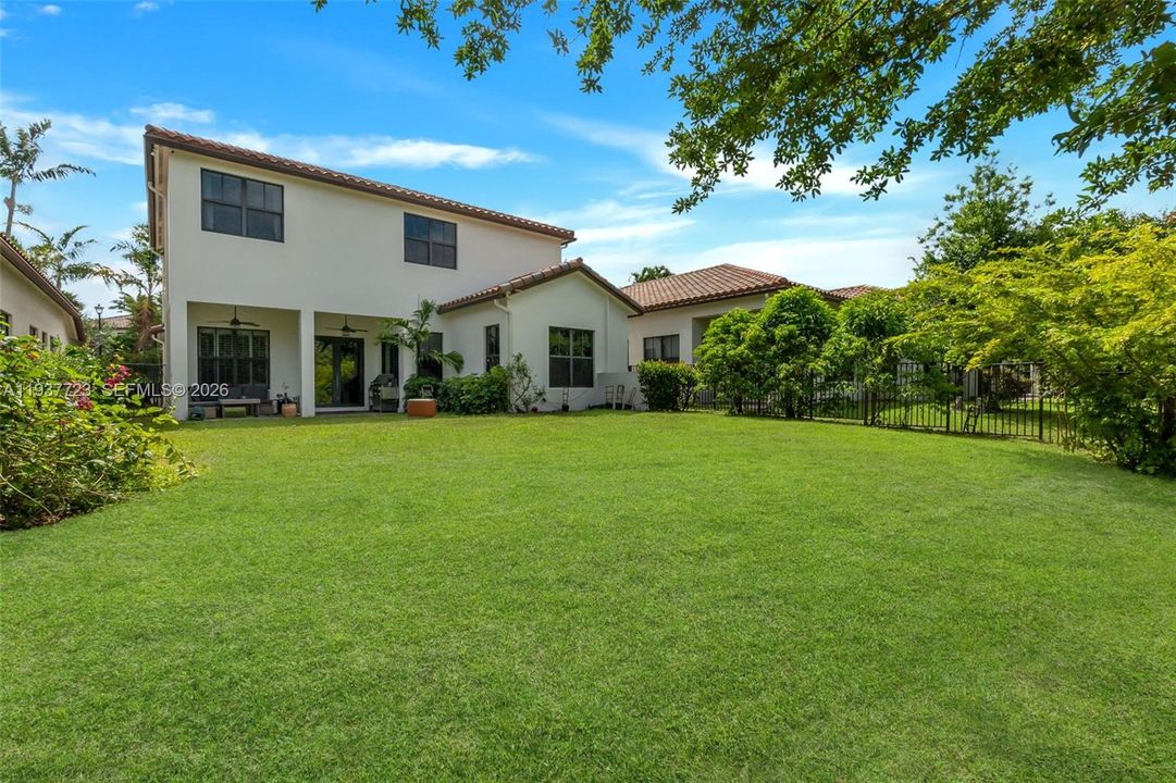 For Rent: $6,000 (4 beds, 3 baths, 2720 Square Feet)