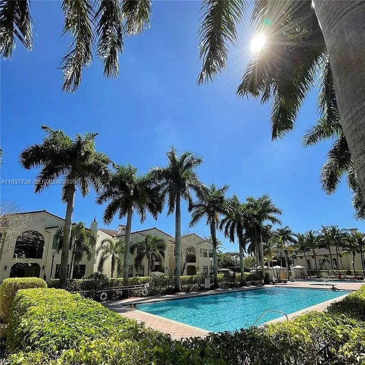 En Venta: $350,000 (2 camas, 2 baños, 1159 Pies cuadrados)