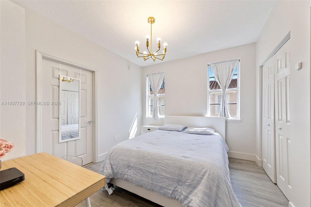 For Sale: $849,000 (3 beds, 2 baths, 1580 Square Feet)