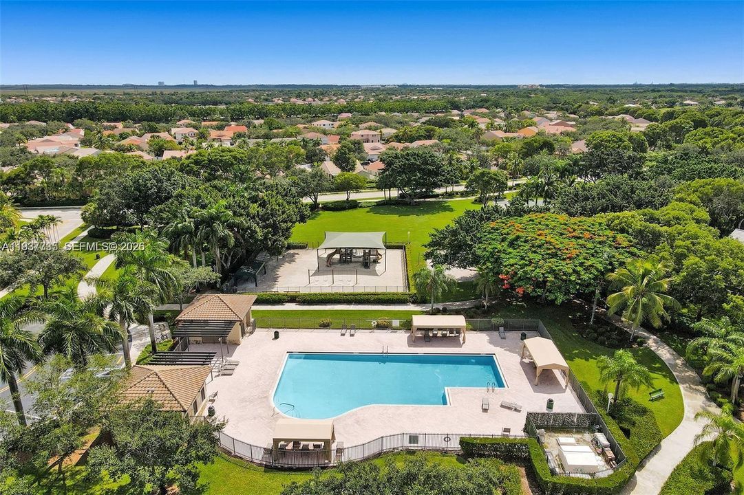 На продажу: $874,900 (5 спален, 3 ванн, 0 Квадратных фут)