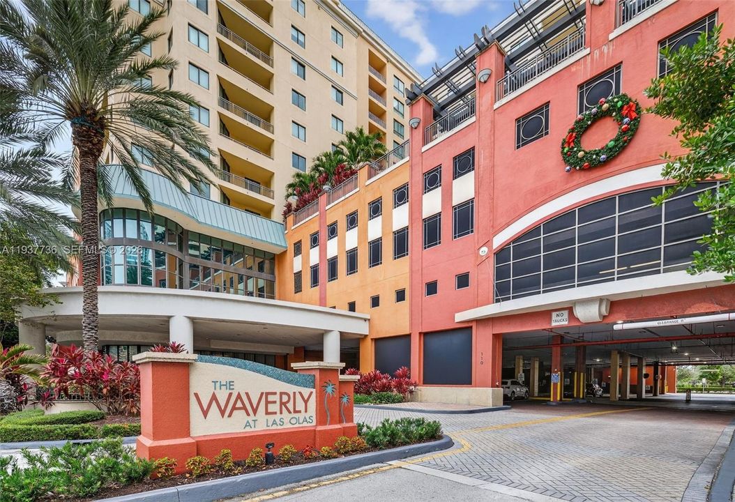 For Sale: $550,000 (3 beds, 2 baths, 1529 Square Feet)