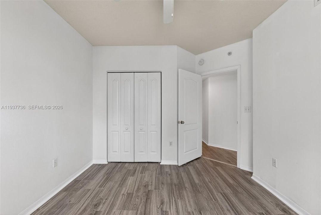 For Sale: $550,000 (3 beds, 2 baths, 1529 Square Feet)